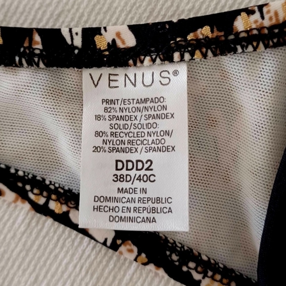 Venus Aztec Stripes Bikini Top, size 38D/40C - Picture 5 of 5